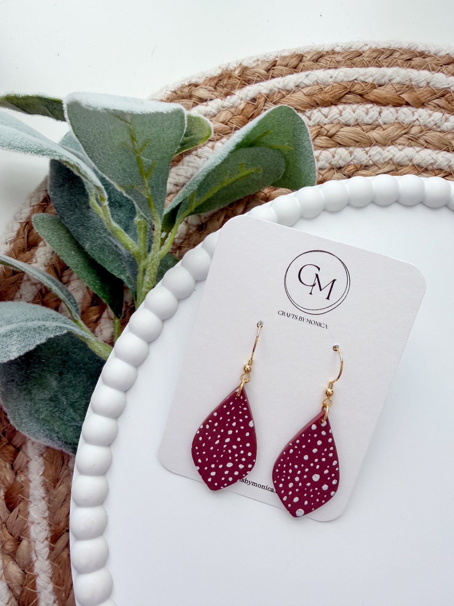 Pointed Teardrops