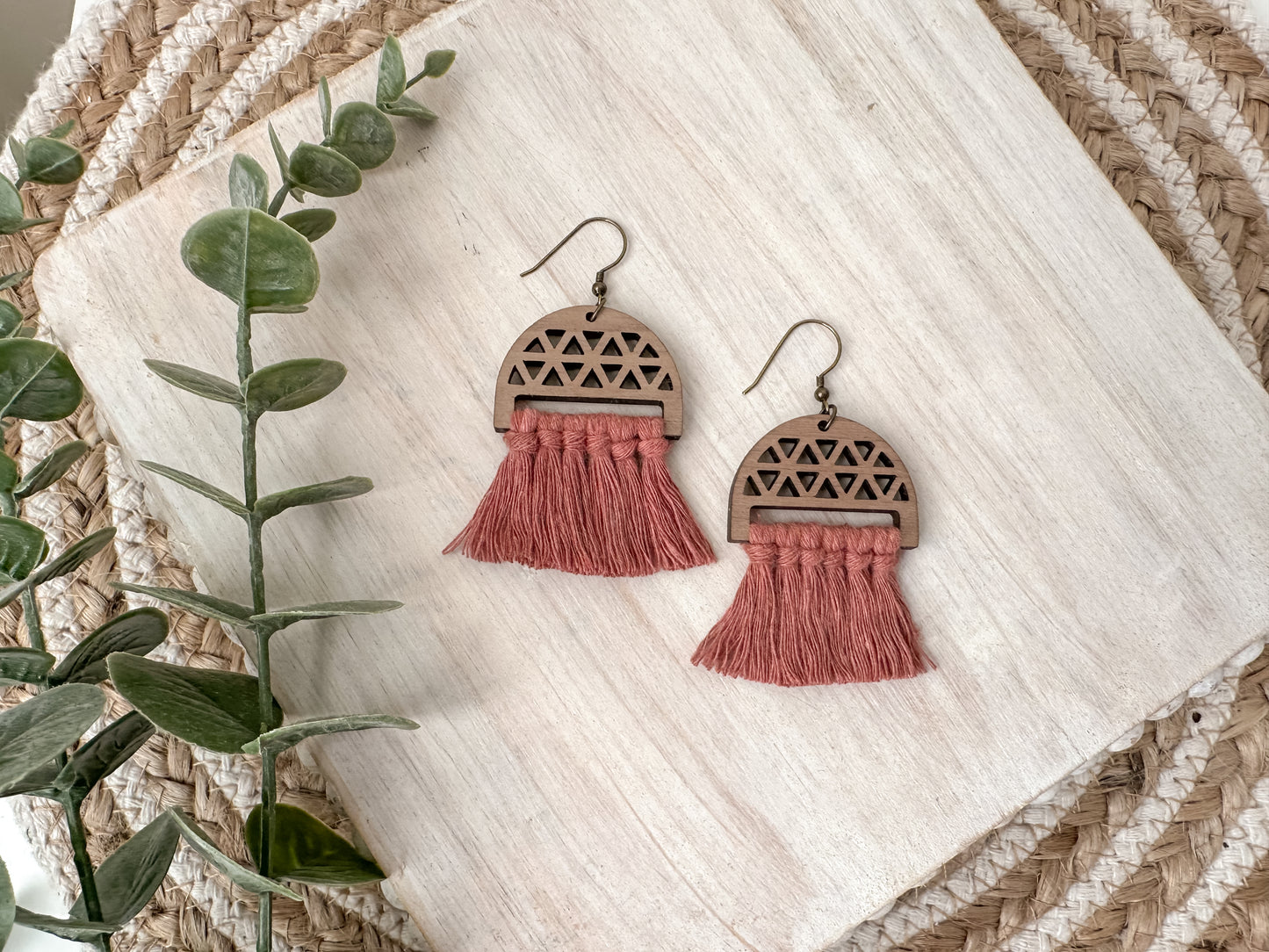 Cutout Shape Macramé