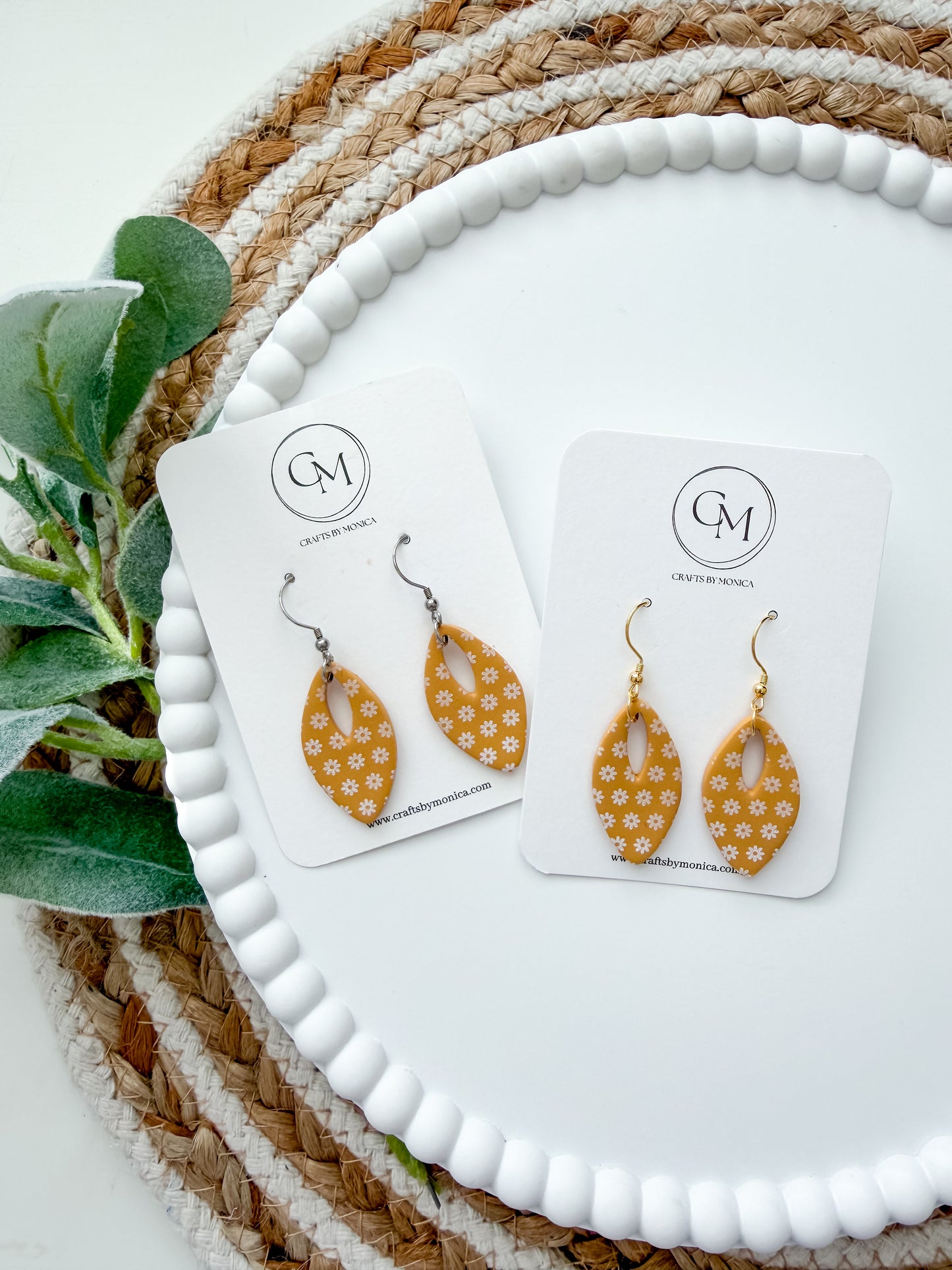 Pointed Oval Dangles