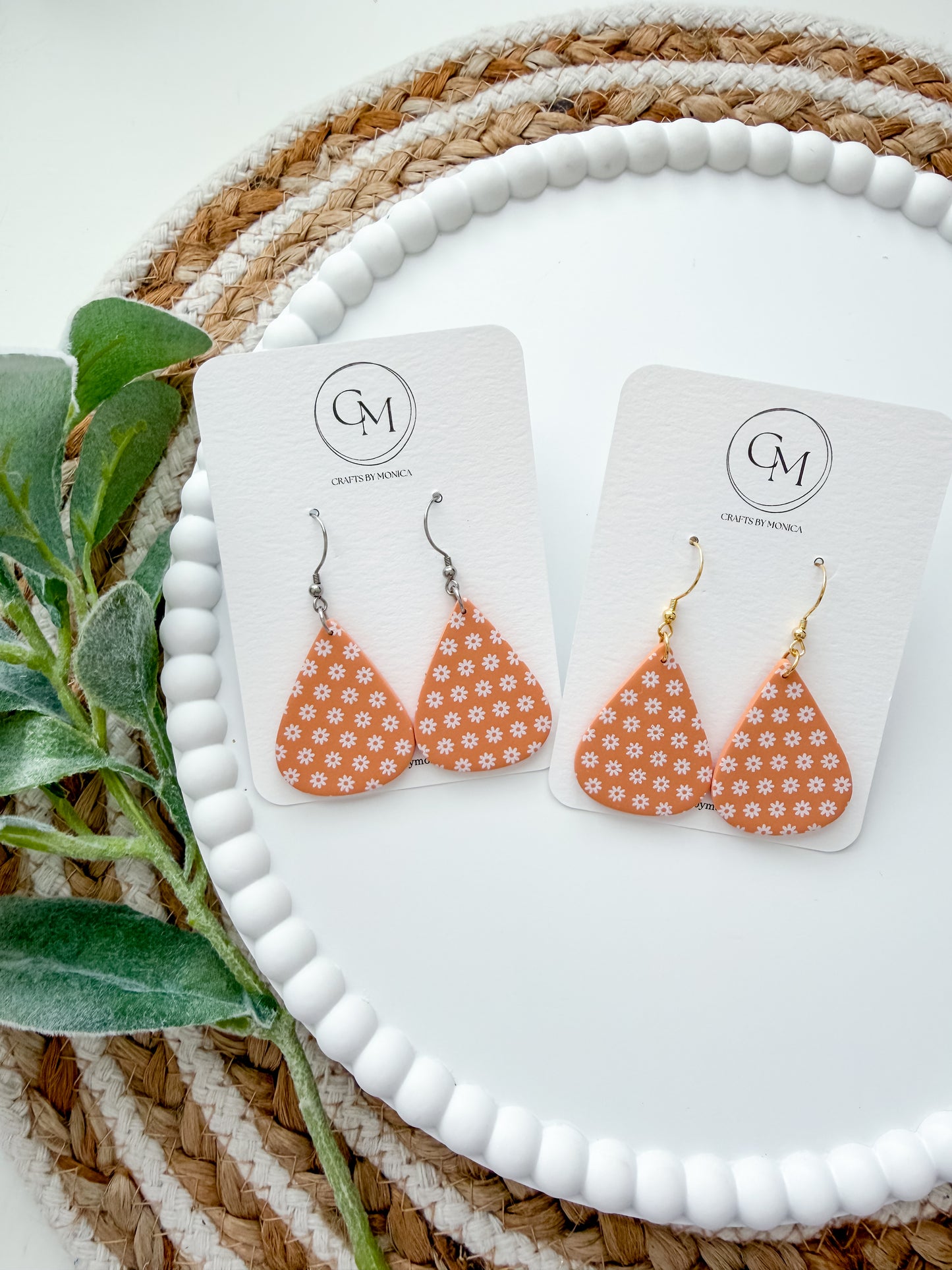 Teardrops (2 sizes available)