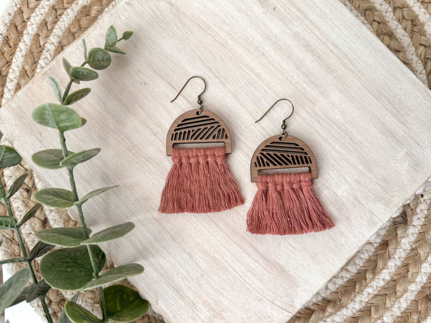 Cutout Shape Macramé