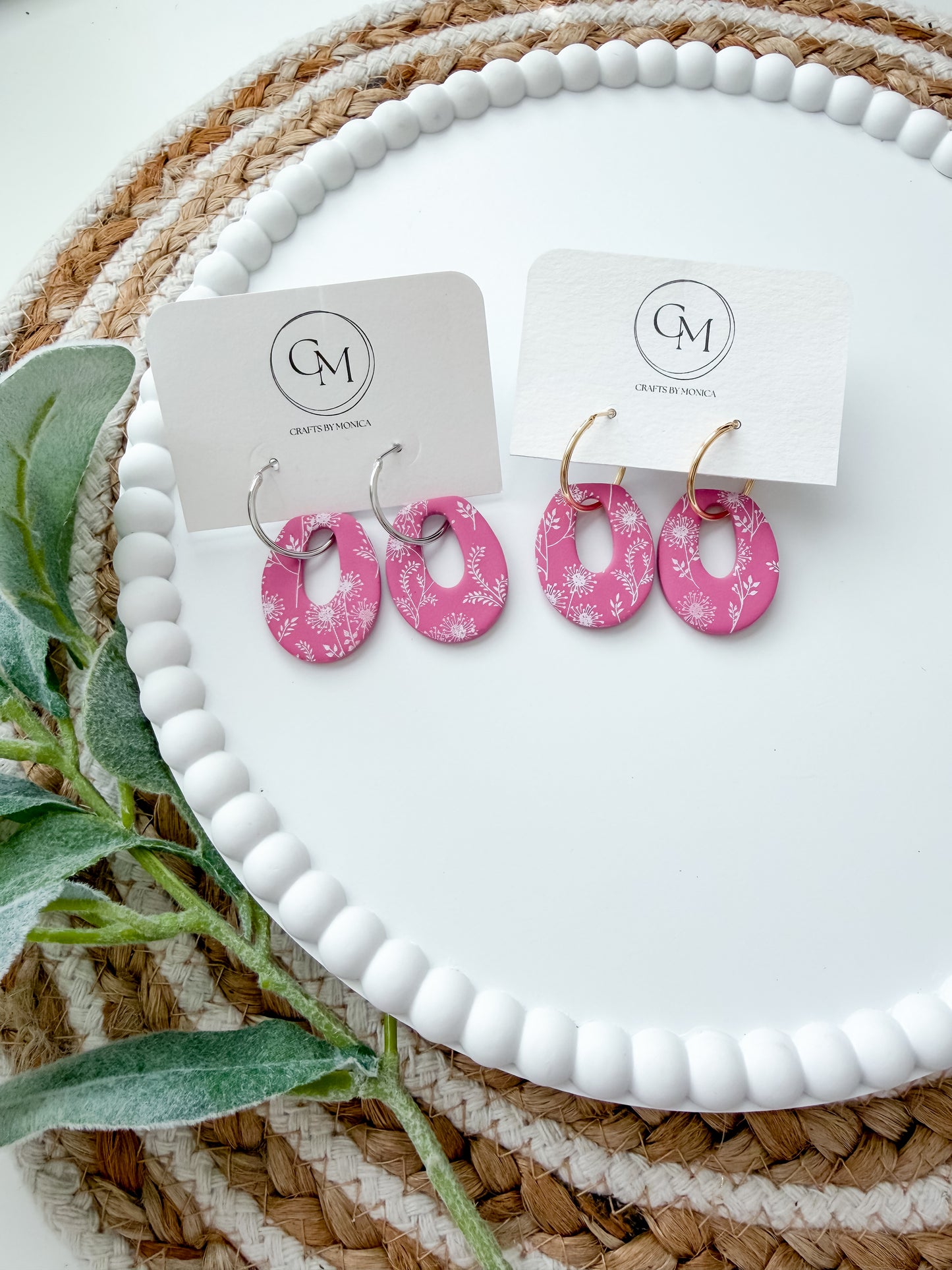 Oval on Interchangeable Hoops