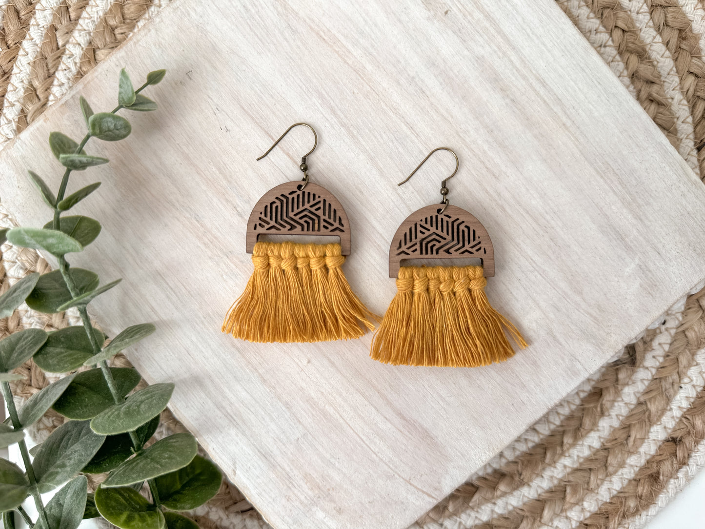 Cutout Shape Macramé