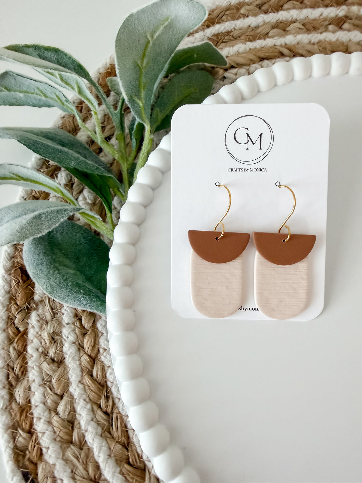 Clay Anna Dangle